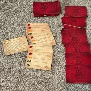 Hogwarts Quiz Card Game - Red